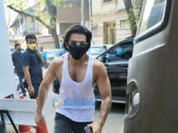 Photos: Ranveer Singh snapped in Mumbai