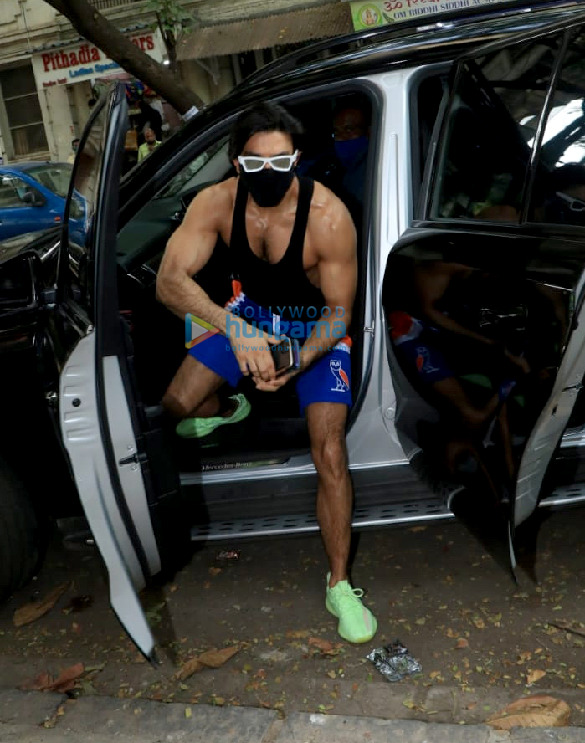 photos ranveer singh snapped in the town 2