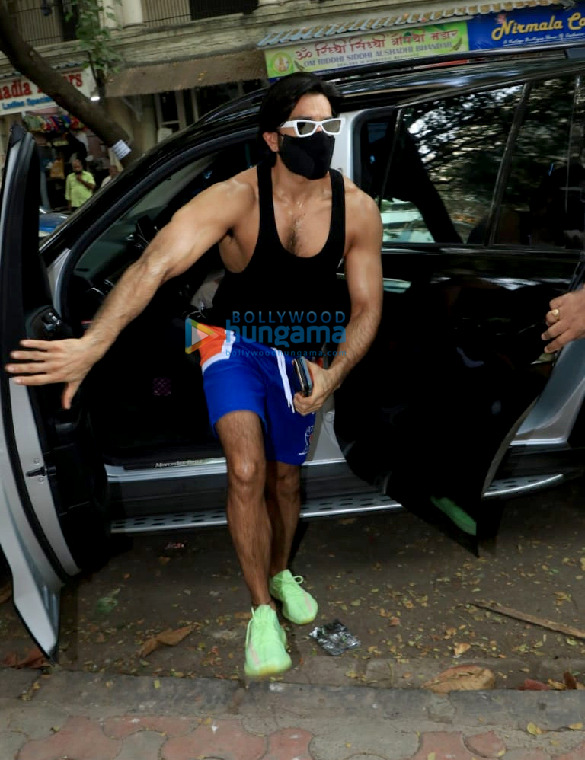 photos ranveer singh snapped in the town 3