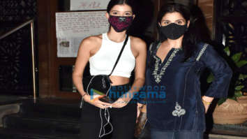 Photos: Shanaya Kapoor snapped with her mother at Banty house in Bandra