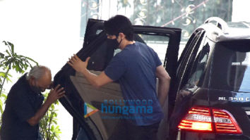 Photos: Sidharth Malhotra and Gauri Khan snapped outside the former’s new house in Bandra