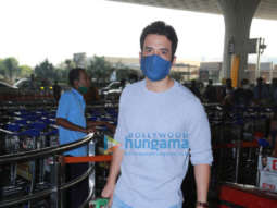 Photos: Tusshar Kapoor, Pooja Hegde and Karishma Tanna snapped at the airport
