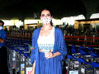 Photos: Tusshar Kapoor, Pooja Hegde and Karishma Tanna snapped at the airport