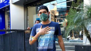 Photos: Vikrant Massey and Sonnalli Seygall snapped in Bandra