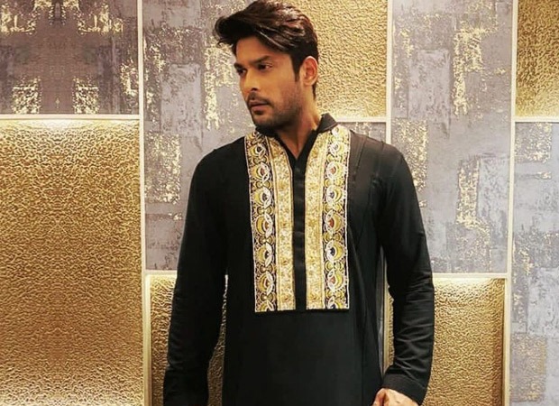 Sidharth Shukla wears his first custom-made Manish Malhotra outfit, looks dapper in all-black