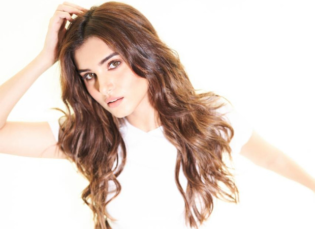 Tara Sutaria to fly to Uttarakhand for the next schedule of Tadap Tara Sutaria to fly to Uttarakhand for the next schedule of Tadap