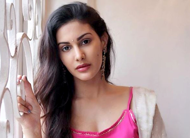 Bombay HC issues ad interim relief in Amyra Dastur's defamation case  against Luviena Lodh; says she tried to walk a path of dignity, grace and  positivity : Bollywood News - Bollywood Hungama