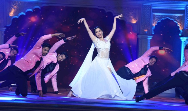 “Pavitra nahi Amar Rishta hai humara,” says Ankita Lokhande after her tribute act to Sushant Singh Rajput at the Zee Rishtey Awards 2020
