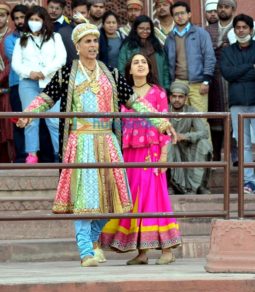 On The Sets Of The Movie Atrangi Re