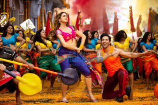 Movie stills of the movie Coolie No.1