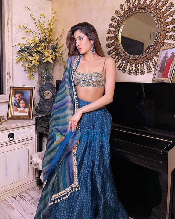 janhvi kapoor 2 10