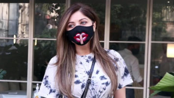 Kanika Kapoor snapped at Sequel, Bandra