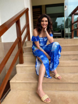 Celebrity Photos of Karishma Tanna