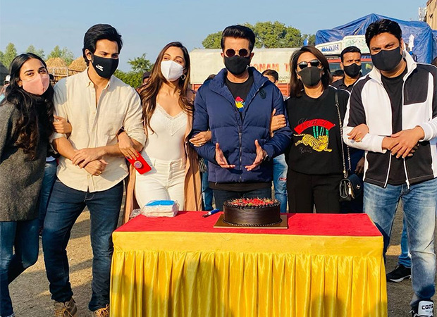 Neetu Kapoor wraps her first schedule for Jugjugg Jeeyo, Varun Dhawan and Kiara Advani praise her for being a COVID warrior