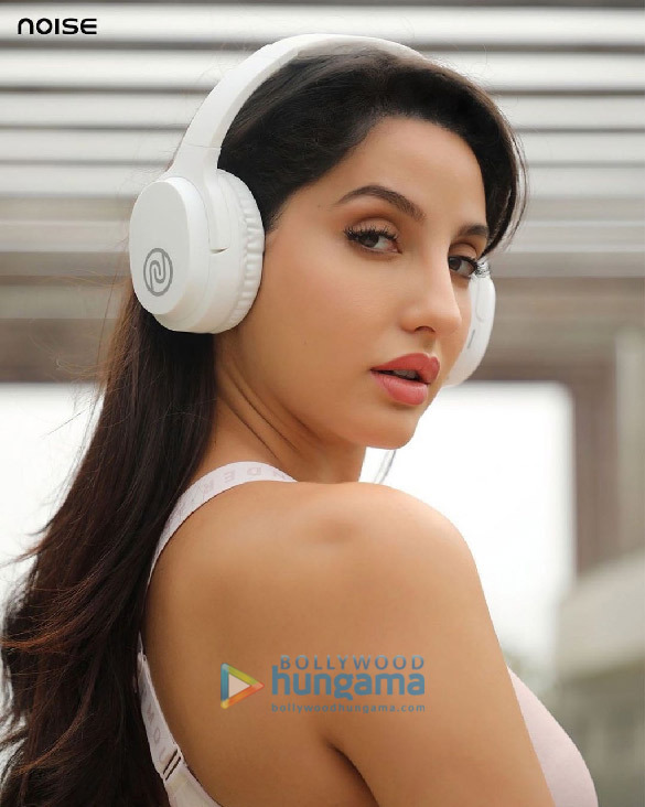 nora fatehi 18