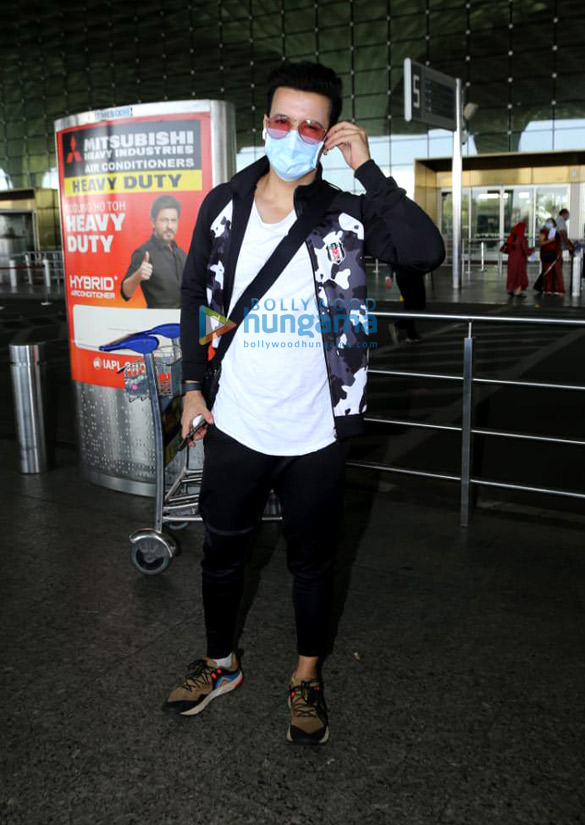 photos aamir ali and shirley setia snapped at the airport 3