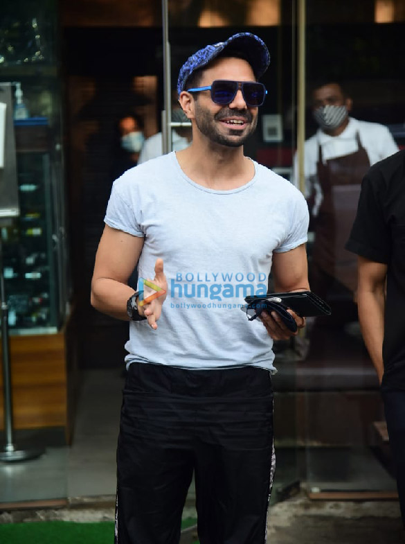 Photos: Aparshakti Khurana spotted at Silver Beach Cafe, Juhu