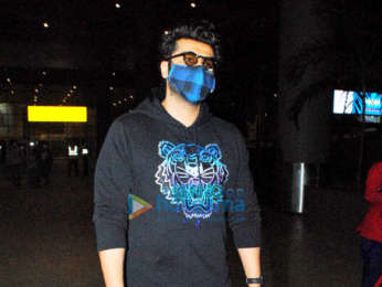 Photos Arjun Kapoor, Chunky Pandey, Sonu Sood and others snapped at the airport