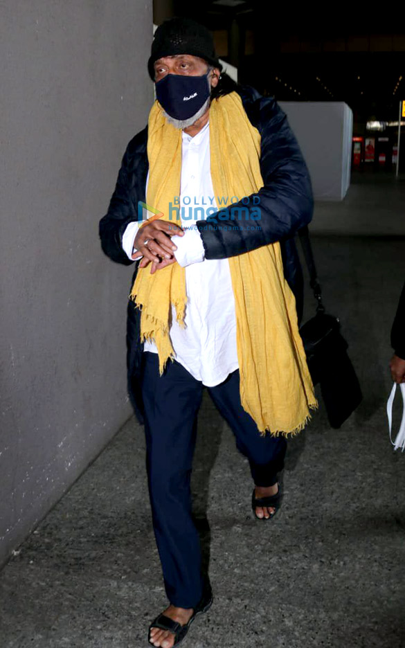 photos arjun kapoor and mithun chakraborty snapped at the airport 2