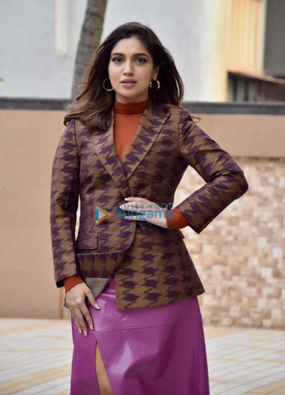 Photos: Bhumi Pednekar snapped promoting her film Durgamati: The Myth Photos: Bhumi Pednekar snapped promoting her film Durgamati: The Myth