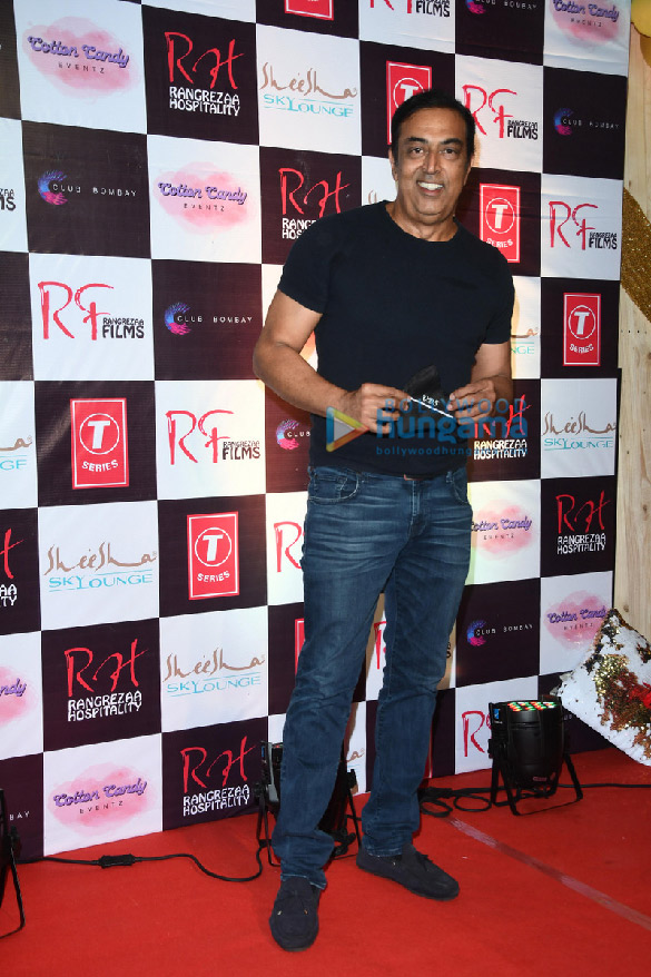 photos celebs snapped at the launch of club bombay success party of bewafa tera masoom chehra song 9