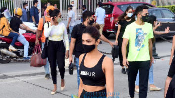 Photos: Deepika Padukone and Siddhant Chaturvedi spotted at Gateway Of India