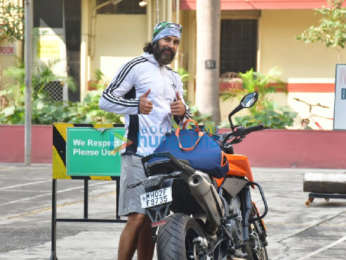 Photos: Dino Morea spotted at I Think Fitness