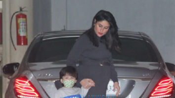 Photos: Kareena Kapoor Khan, Taimur Ali Khan and others snapped at Babita Kapoor’s house
