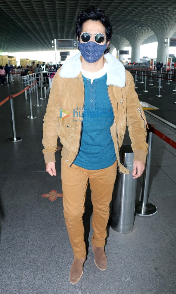 photos kiara advani neetu singh and others snapped at the airport 1