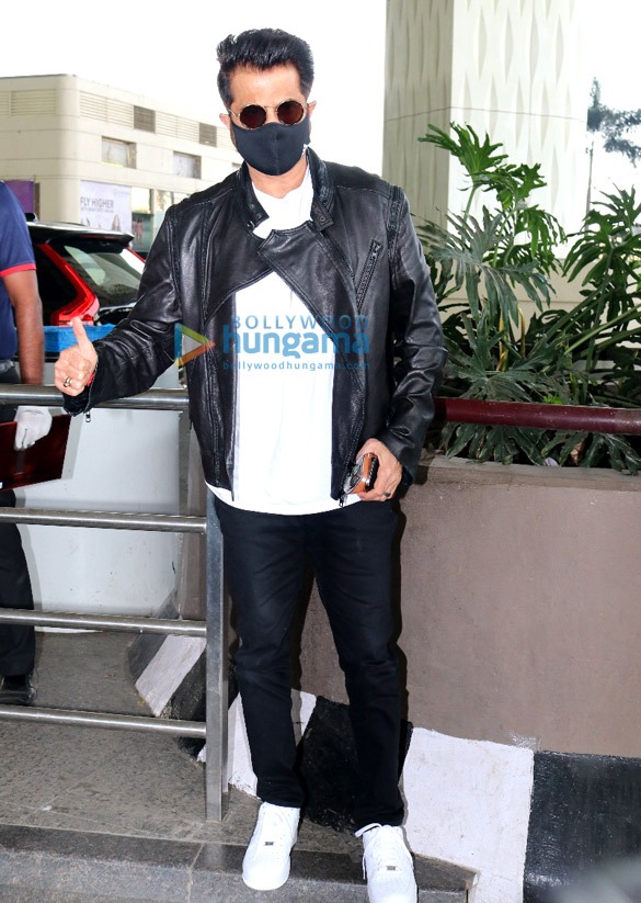 photos kiara advani neetu singh and others snapped at the airport 2
