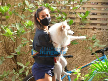Photos: Malaika Arora spotted in Bandra with her pet