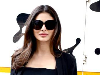 Photos: Mouni Roy spotted at Filmistan studio