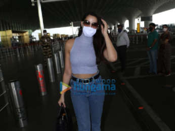 Nora Fatehi Spotted At Airport - Photo 14 of 16