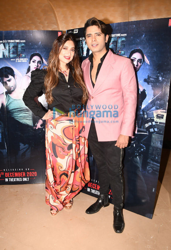 Photos: Premiere of Lucky Nadiadwala Morani Productions and D & T Productions Pvt. Ltd. film Sayonee Photos: Premiere of Lucky Nadiadwala Morani Productions and D & T Productions Pvt. Ltd. film Sayonee