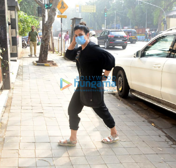 photos raveena tandon spotted in khar 3