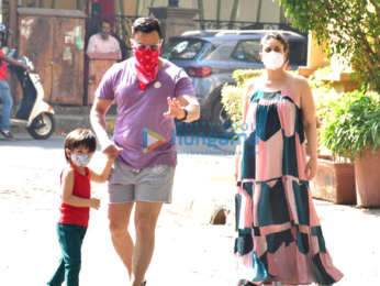 Photos: Saif Ali Khan, Kareena Kapoor Khan and Taimur Ali Khan spotted in Bandra
