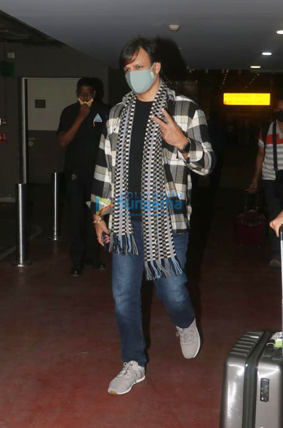 photos sonal chauhan neha dhupia bhagyashree and others snapped at the airport 1 2