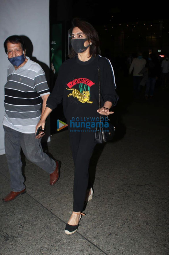 photos sonal chauhan neha dhupia bhagyashree and others snapped at the airport 2 2