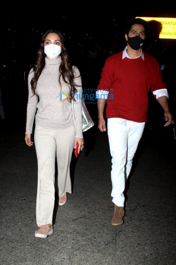 photos varun dhawan kiara advani asim riaz and himanshi khurana snapped at the airport 1
