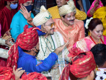 Photos: Wedding pictures of Aditya Narayan and Shweta Agarwal