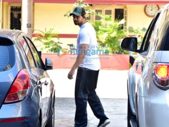 Photos: Zareen Khan, Neha Sharma and Sooraj Pancholi spotted at I Think Fitness