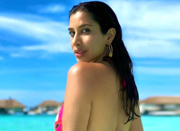 Sophie Choudry shares stunning pictures from her Maldives trip; says she is ready to leave behind 2020
