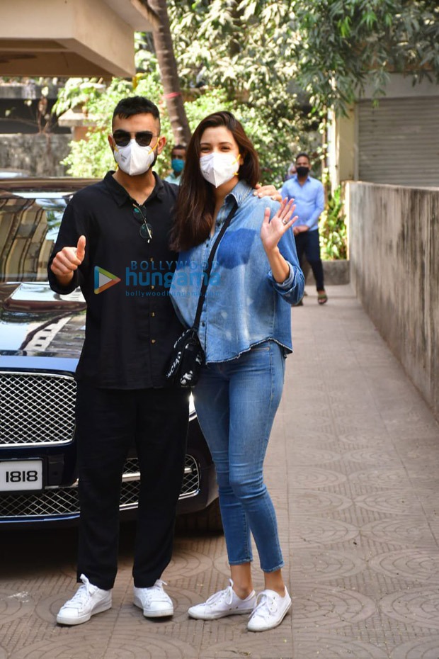 Anushka Sharma and Virat Kohli make their first appearance since the birth of their daughter