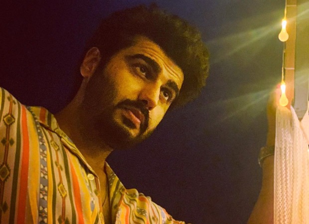 Arjun Kapoor becomes muse for Malaika Arora under the moonlight 