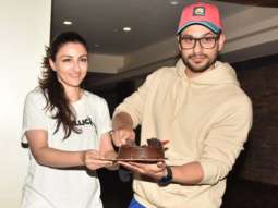 Kunal Kemmu and Soha Ali Khan celebrate their wedding anniversary with media
