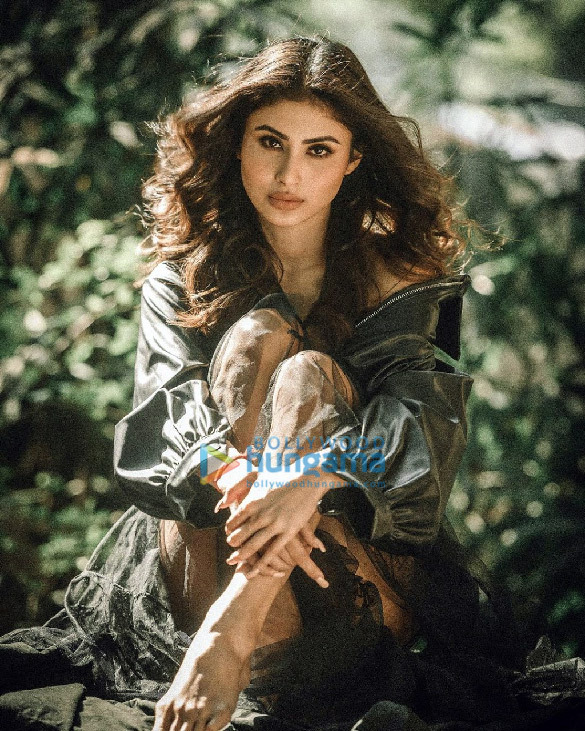 mouni roy 2 12