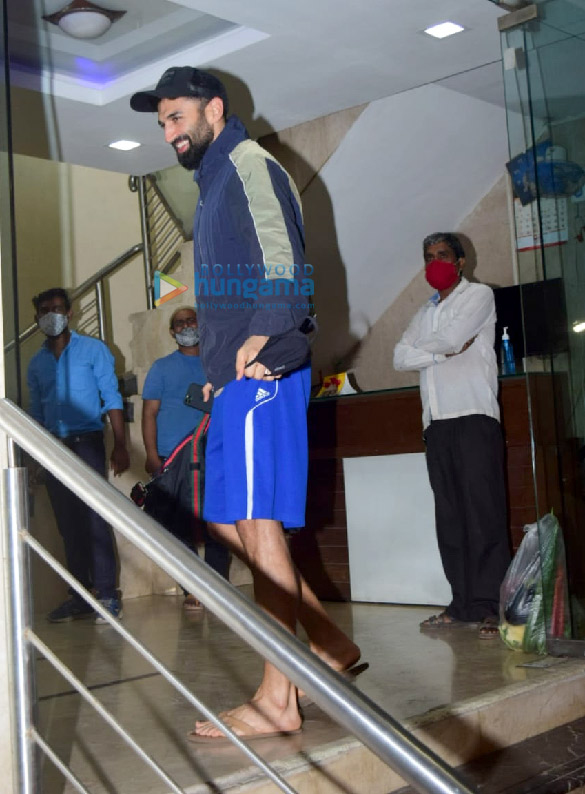 photos aditya roy kapur spotted at a dance class in bandra 1