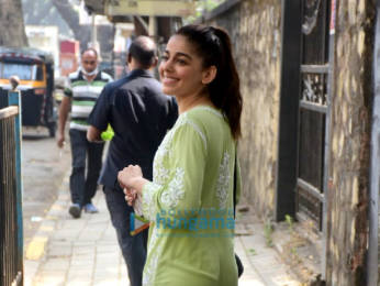 Photos: Alaya F and Anjani Dhawan spotted at dance class in Bandra