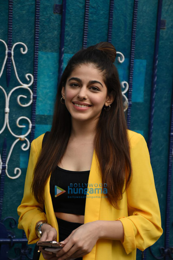 photos alaya f snapped at the pooja entertainment office in juhu 4