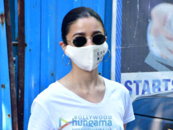 Photos: Alia Bhatt and Neetu Singh snapped at Pali Hill in Bandra
